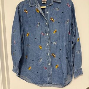 Disney Vintage Button Up Winnie the Pooh